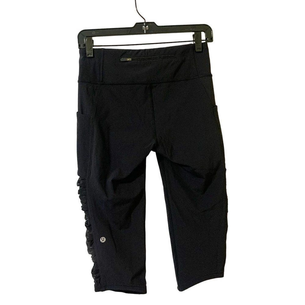 Lululemon Size 6 Black Mesh Sharp Turns Cropped Crop Leggings Workout Athletic - Picture 2 of 4